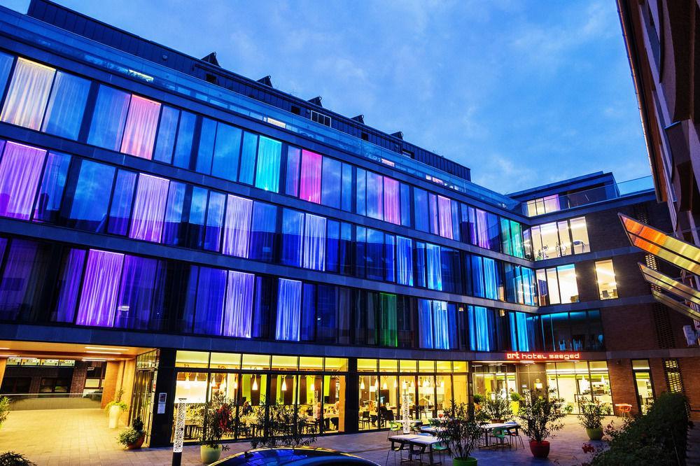 Art Hotel Szeged Exterior foto
